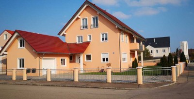 Erdgeschosswohnung in Zweifamilienhaus mit Garten in Vohburg an der Donau