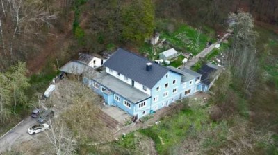 Villa mit 2 Wohnungen