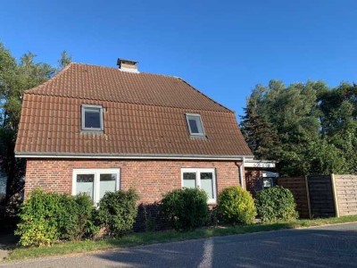 „Nordstrander Deichhaus mit Kamin, Wintergarten, Terrasse und Weitblick