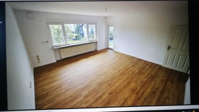 Moderne 4 ZKB mit Balkon in ruhiger Lage ab 01.11.24 in Groß-Zimmern zu vermieten