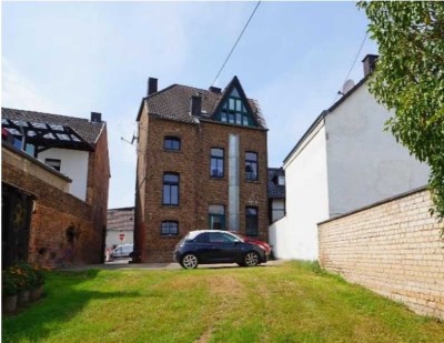 Schöne 2-Zimmer-Maisonette-Wohnung mit herrlichem Blick in ländlicher Umgebung und Top-Anbindung!