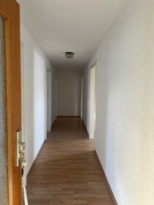 Ruhige Dachgeschoss Wohnung in Oberweier