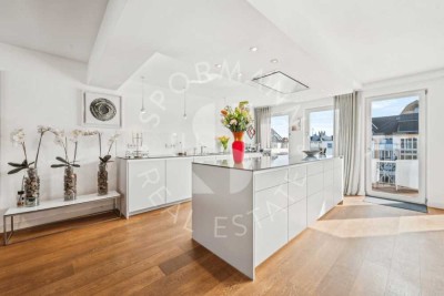 Friedrichstadt: Stilvolles Penthouse in zentraler Lage