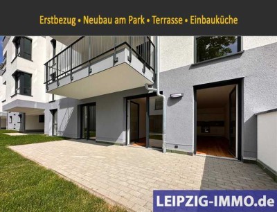 Wohnen am Park ** Neubau ** 5-RAUM WE ** große Terrasse ** Einbauküche ** Tiefgarage