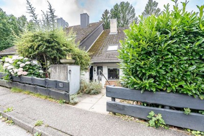 Teilmöbliertes Split-Levenhaus mit Balkon und Terrasse in ruhiger und zentraler Wohnlage