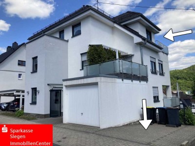 Hochwertige Dachgeschosswohnung in modernem und jungem Haus