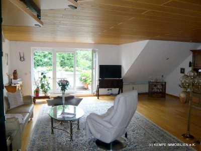 3-4 Raum Wohung in ruhiger Seitenstraße zur Rüttenscheider, 1 Garage und 2 Stellplätze