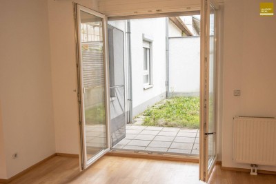 PERFEKTE LAGE - Großzügige 4-Zimmer-Gartenwohnung mit Garagenplatz