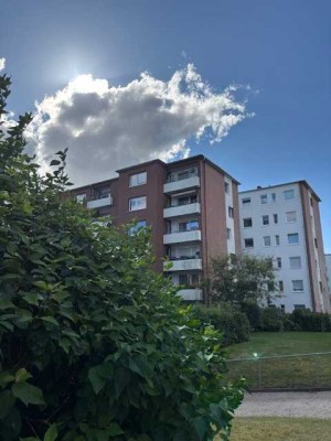 Modernisierte zentrumsnahe Eigentumswohnung in ruhiger Lage in Altenholz-Stift