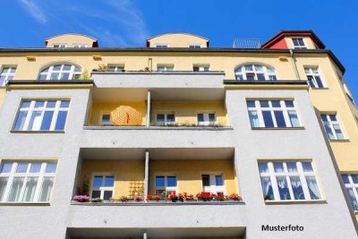 2 Mehrfamilienhäuser + provisionsfrei +