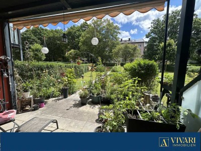 Helle 2 Zimmer Wohnung mit Garten und Carport