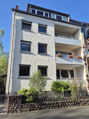 Von privat: Freundliche 3-Zimmerwohnung in ruhiger Seitenstraße