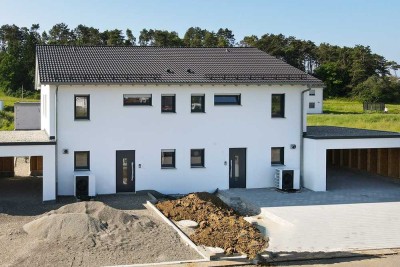 Neubau KfW 55 • sofort einzugsbereit  direkt am Ortsrand von Langenenslingen