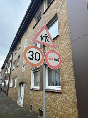 Provisionsfrei! Preiswerte 3-Zimmer-Erdgeschosswohnung mit Balkon in Duisburg