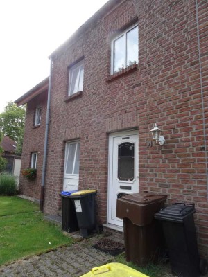 Freundliches 5-Zimmer-Reihenhaus in Moenchengladbach Heyden von Privat