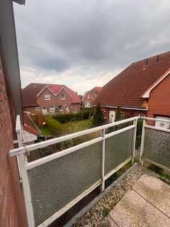 Dachgeschoß, Balkon, Parkplatz- Sonne satt