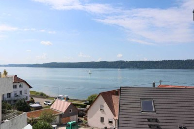 Exklusive Doppelhaushälften mit Seeblick – Wohnen in traumhafter Lage in Sipplingen