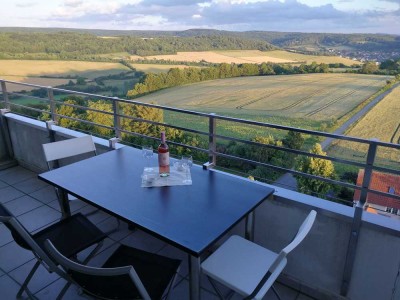 Sehr helle komfortable  3Zi Wohnung mit Weitblick über Göttingen und Naturschutzgebiet Bratental