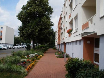 Zentral wohnen in Garbsen: 2-Zimmer mit Balkon zum 01.06.  zu vermieten!