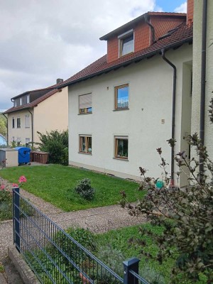 Gepflegte 2-Raum-Wohnung mit Balkon in Ebern