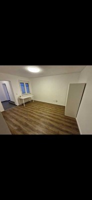 Renoviert! Möbilierte 1-Zimmer-Wohnung in Karlsruhe-Neureut!