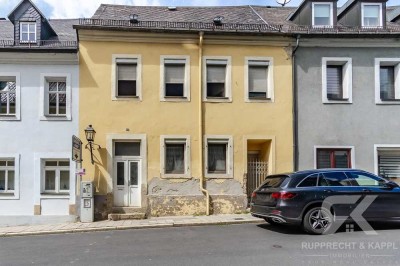 Renovierungsbedürftiges Altstadthaus für Handwerker in zentraler Lage von Marktredwitz