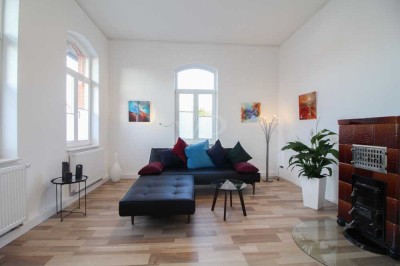 vollmöblierte 2 Zi.-Whg, 89 m², mtl. Kaltmiete: 950,-€ .-Komplettpreis: 1300,-- incl. NK/HK