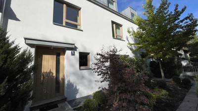 Sonnige Maisonnette Wohnung / Townhouse - Architektenhaus - große Westterrasse - direkt am Ostpark