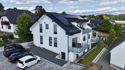Neubau 4-Zimmer Dachgeschosswohnung mit großem Balkon und Blick ins Grüne