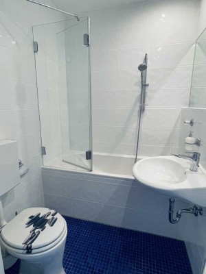 Moderne 2 Zimmer Wohnung auf 60 m² in Nürnberg mit Bad neu, EBK ohne Ablöse uvm.!