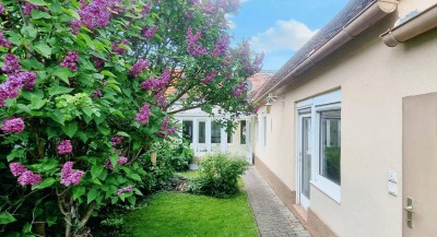 Idyllisches Wohnhaus mit Pool und herrlichem Wintergarten