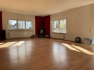 Wohnen mit Raum zum Leben - Lichtdurchflutete 2-Zimmer-Erdgeschosswohnung mit 112 m² in Forchheim!