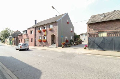 Solide Etagenwohnung in 3 Fam. Haus in Frauwüllesheim