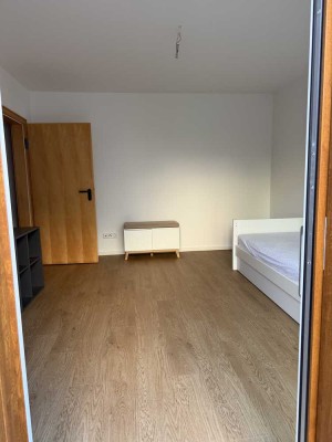 Teilmöblierte 1-Zimmer-Wohnung mit Terrasse und Stellplatz in Paderborn-Stadtheide