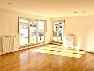 Top gepflegte 3-Zimmerwohnung mit großem SW-Balkon in Kelkheim