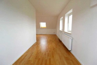 Renovierte Zweizimmer-Wohnung im Grünen
