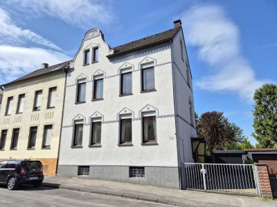 Ein- bis Zweifamilienhaus mit Potential und tollem Garten in ruhiger Lage am Lochbachtal