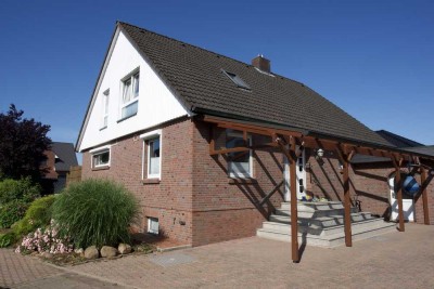 Traumhaftes Einfamilienhaus am Elbufer –PROVISIONSFREI, möbliert- Perfekt für die ganze Familie