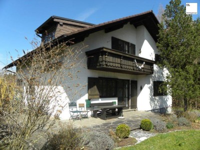 Schönes Landhaus in idealer, ruhiger Lage am Waldrand, Ohlsdorf im Salzkammergut