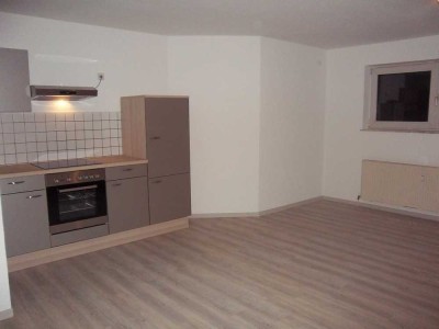 Schöne 2-Zimmer-Wohnung mit Terrasse