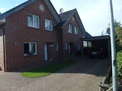 °°°      DOPPELHAUSHÄLFTE   °°°   in Toplage mit   CARPORT   und Garten      °°°