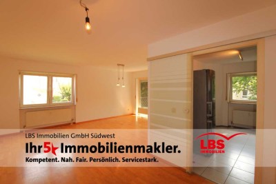 Produktives Wohnen: 
4-Zimmer-Wohnung mit Balkon+Tiefgarage und flexiblem Arbeitsraum!