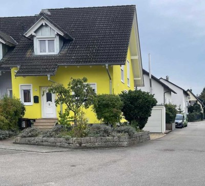 Doppelhaushälfte in Ortsteil von Sinzheim