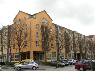 helle moderne 3-Zimmer-Wohnung mit Balkon und freiem Blick