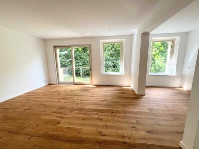 Erstbezug! *Fürstlich Wohnen im Schloss Osterstein* mit Waldblick WE 06