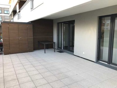 Neuwertige 3-Raum-EG-Wohnung mit Terrasse und Einbauküche in Oberteuringen