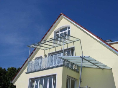 Galerie-Wohnung: 3,5 Zimmer, hell und ruhig im Zentrum Karlsfelds