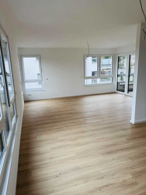 Hochwertige 2,5-Zimmer-Wohnung mit Balkon - Erstbezug im energieeffizienten Neubau *barrierefrei*