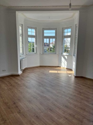 ***Komplett renovierte 5-Zimmer-Wohnung in der Innenstadt von Bayreuth -  Optimal für WG´s+++