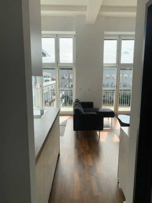 Hochwertiges  1-Zimmer Loft-Appartement mit Schlafgalerie und großem Sonnenbalkon